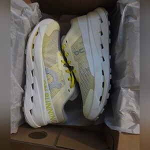 On Running Trail Sneakers Cloudultra 3 Size 7.5